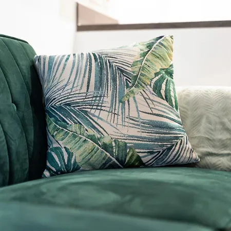 Apartment Evergreen Haven - 2br - Free Parking W High Speed Wifi